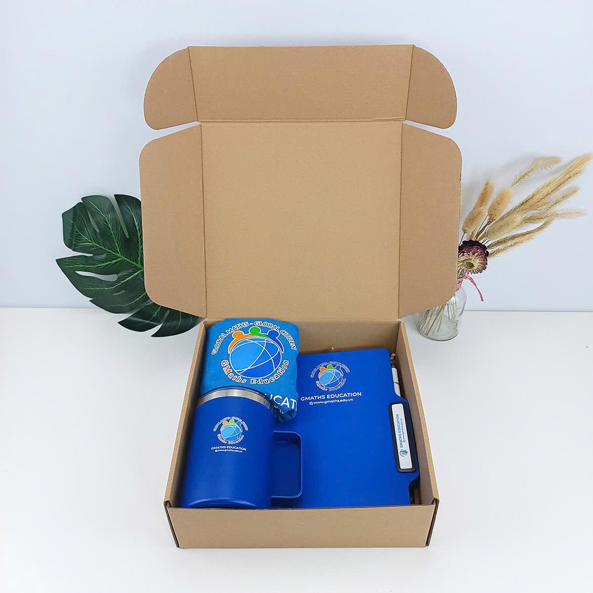 bo-qua-tang-nhan-vien_2